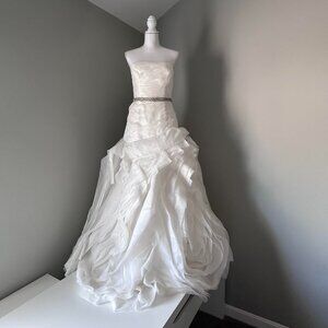 SOLD - Vera Wang "White" Ivory Organza Wedding Dress Size 12
